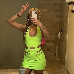 AKIRA Neon Green Set top skirt